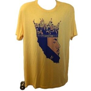 LA Lakers NBA Basketball Lebron James Yellow Men's Unisex T-Shirt XL Purehoop